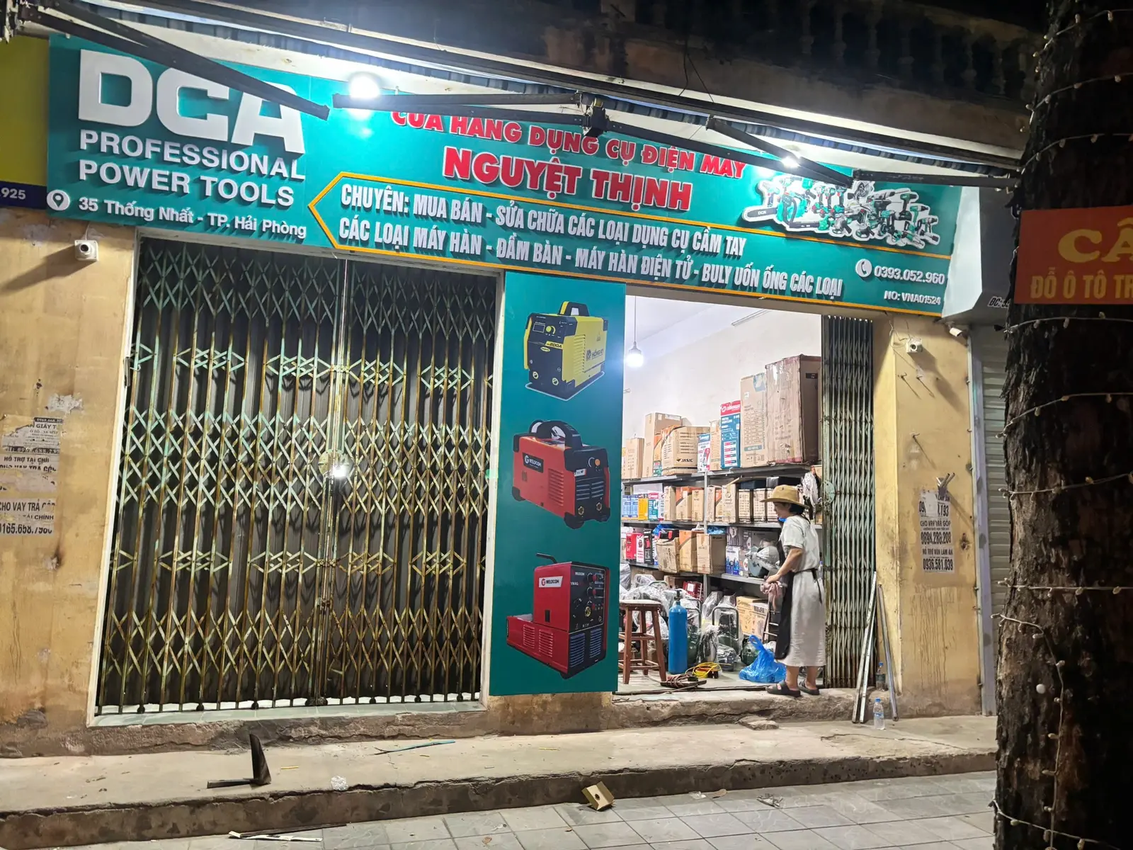 Biển đại lý DCA Nguyệt Thịnh vào ban đêm