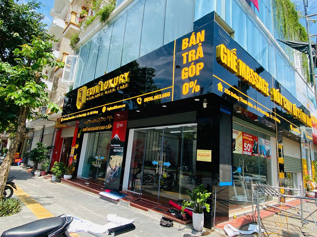 Thi công showroom ghế massage Future Luxury tại Hải Phòng